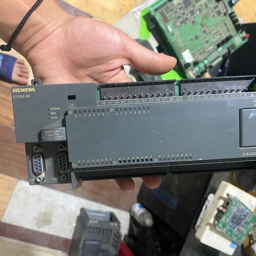 议价6es7 216-2ad23-0xb8 CPU 226 CN 工控可编程模块维修