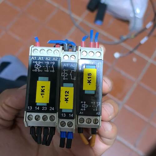 议价3TX7002 继电器 工控自动化控制元件维修