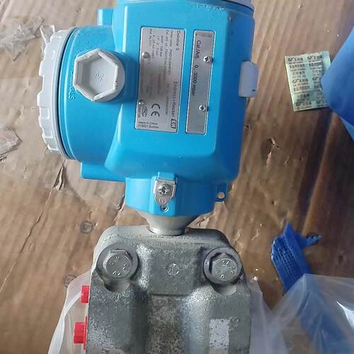 议价PMD75-35H0H1D7 E+H差压变送器 蓝色外壳工业工控器材维修