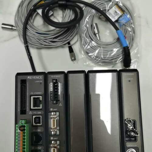 议价SI-F1003 SI-F80U3 激光传感控制器 工业自动化工控配件维修