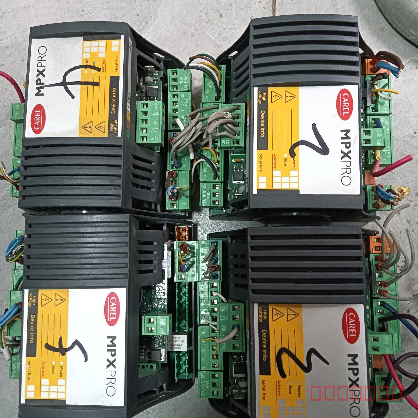 议价意大利CAREL控制器 MX30M25H00 实物拍摄维修