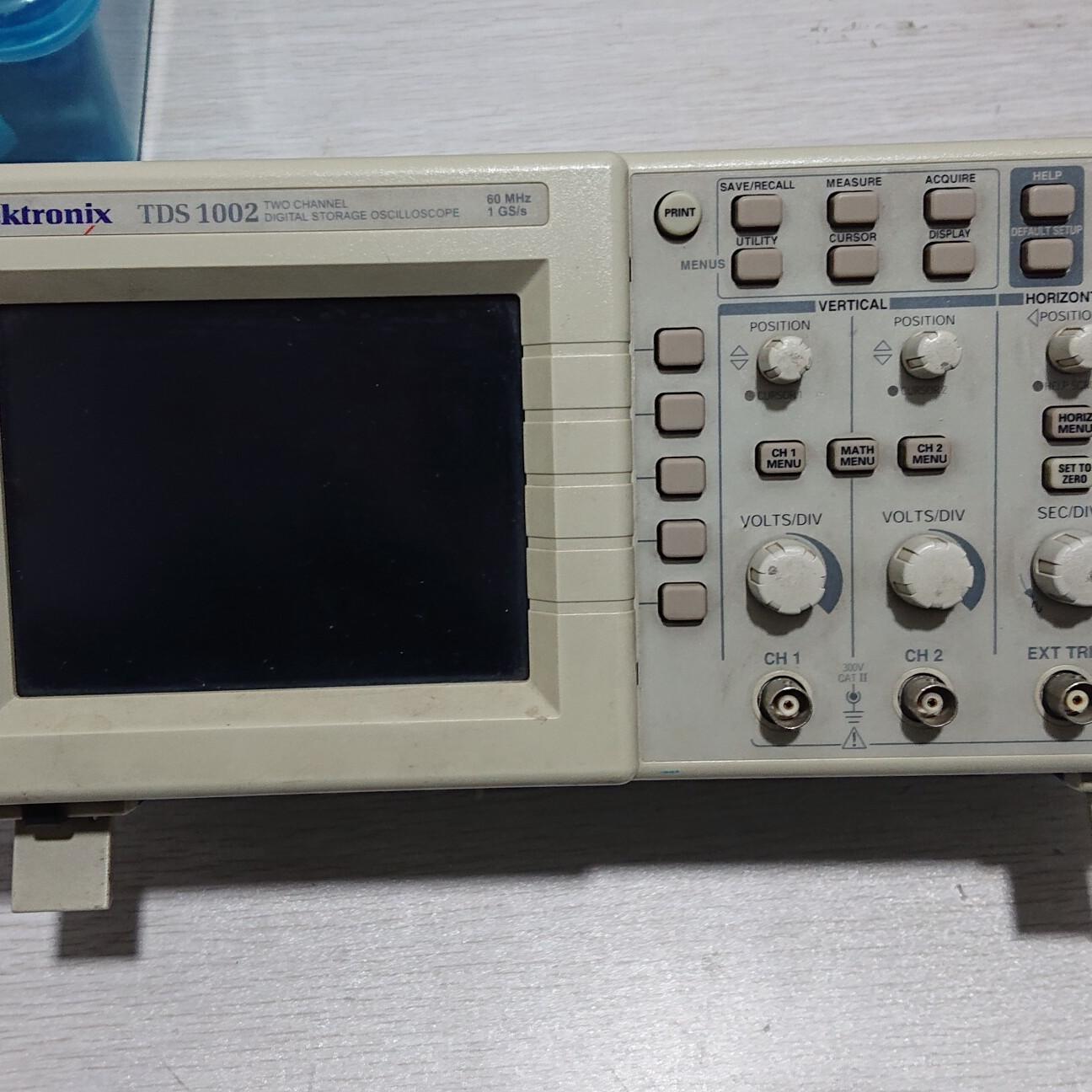 议价TDS1002 示波器 泰克 60MHz 1GS/s 双通道数字存储维修图片