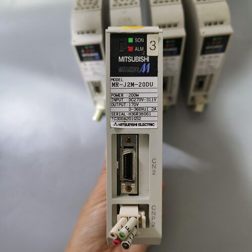 议价MR-J2M-20DU 伺服驱动器 功能包好 实物如图维修