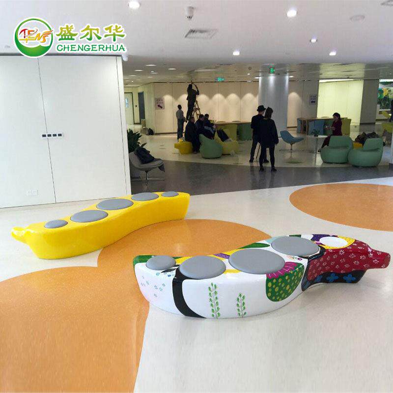 玻璃钢休闲凳彩绘长椅儿童游乐场商场等候休息椅画装饰椅摆件