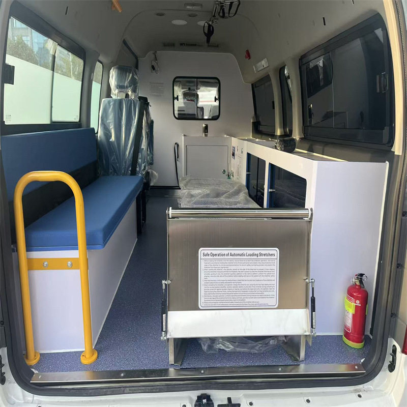 右舵+CT体检车120救护车(正负压)厢式货车运兵车FOTON客运车