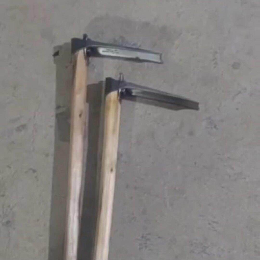 安装好木柄临海挖冬笋锄头精品款炮头钢户外农用挖笋工具可定制
