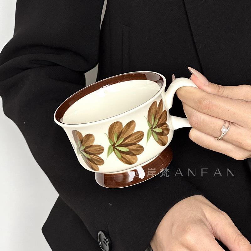 岸梵中古陶瓷咖啡杯碟套装精致下午茶拿铁杯手绘设计感带把手水杯
