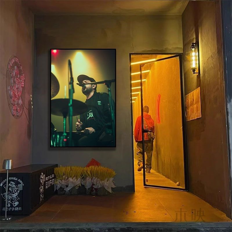 现代潮流架子鼓装饰画美式酒吧音乐餐厅餐吧N墙面挂画乐队鼓手壁