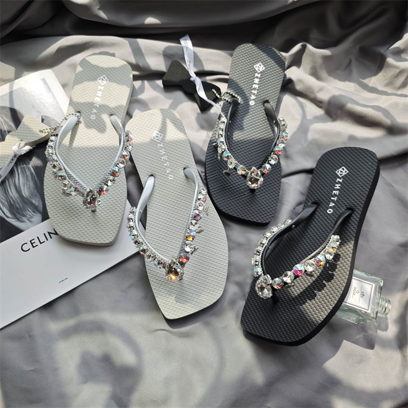 夏季高级水钻链h条夹脚平底外穿人字拖网红仙女度假沙滩鞋凉拖吊