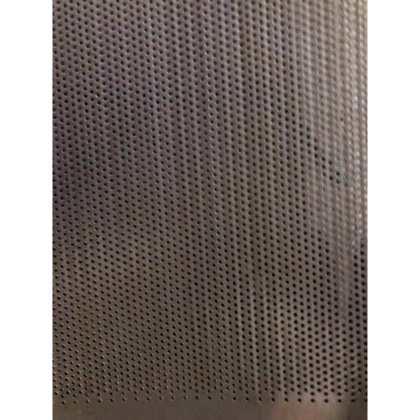 304不锈钢冲孔板网/冲孔板/穿孔网板/圆孔板/1.0厚*2毫米孔/1*2米