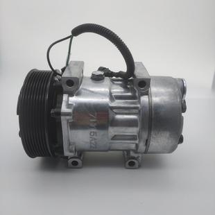 SD7H158215三一重工机械空调压缩机8PK24V