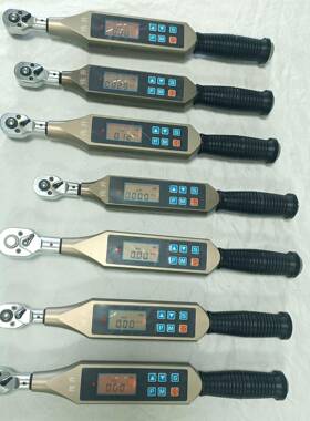 可换头数字力矩扳手200-1000N.m精度±1重量4.2kg长度1050mm