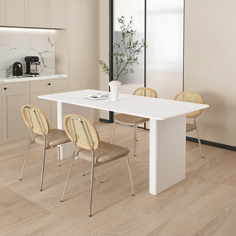 北欧纯白岩板餐桌家用小户型现代简约吃饭桌客厅长方形餐桌椅组合