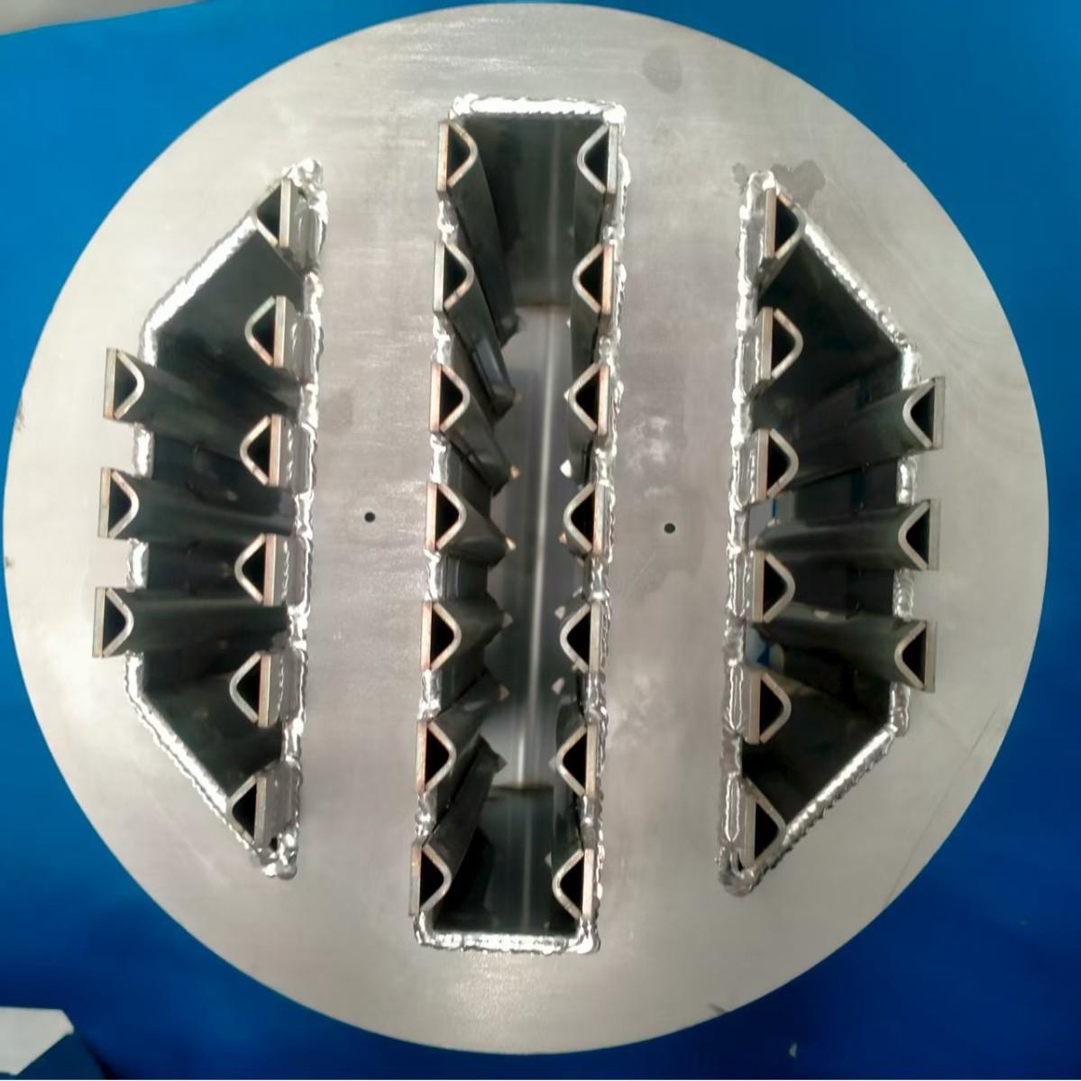 槽盘式分布器不锈钢液体分布器槽式分布器塔液体分流器