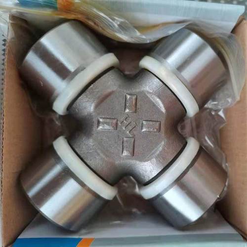 0017 0082 0125 0092 57X142 玛斯525 万向节十字轴 伟刚 CA150