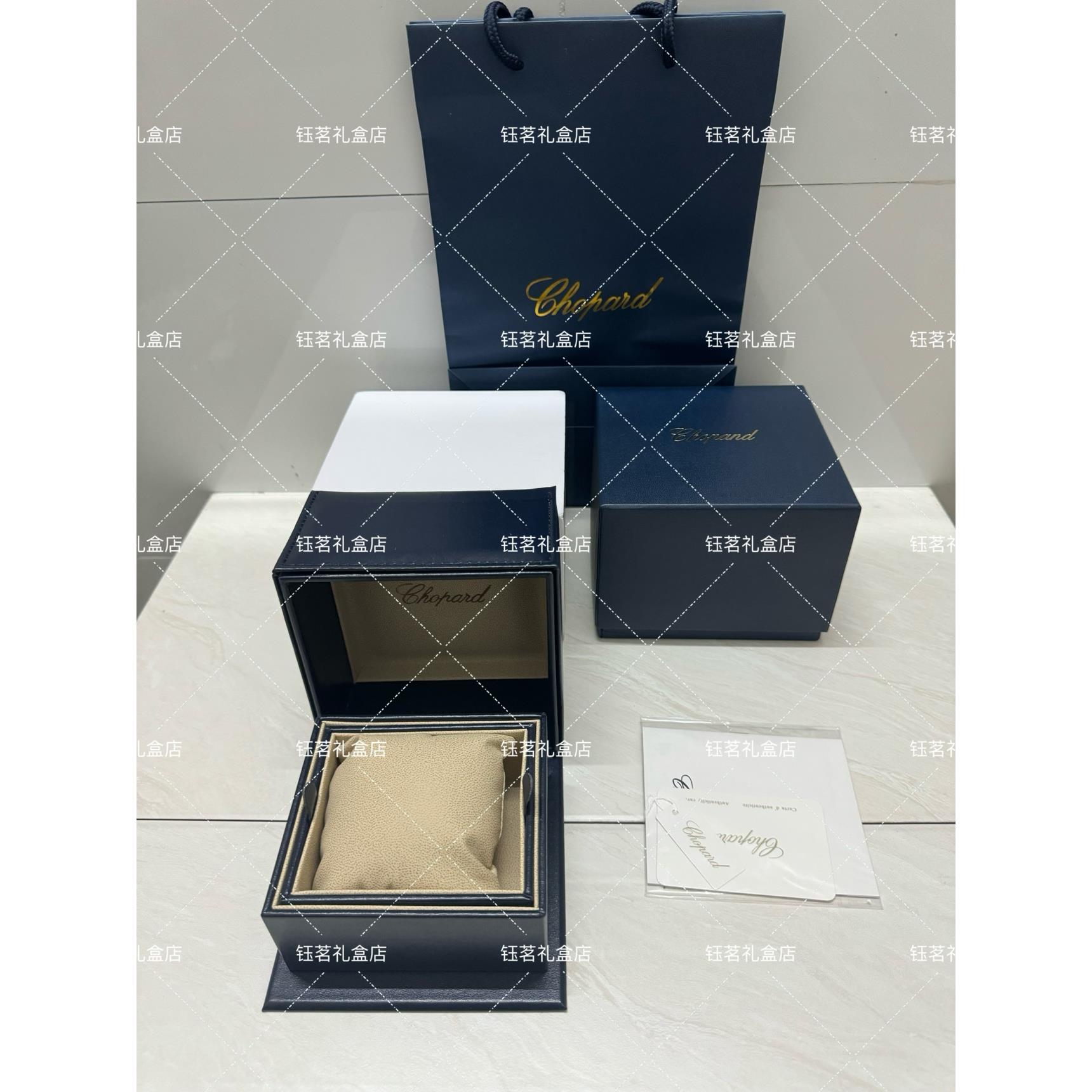 手表盒子萧邦手表盒正方形皮盒子快乐钻手表收纳盒子全套