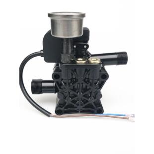 高压清洗机泵头总成配件通用自停泵盖泵体洗车机黑猫普兰迪通用