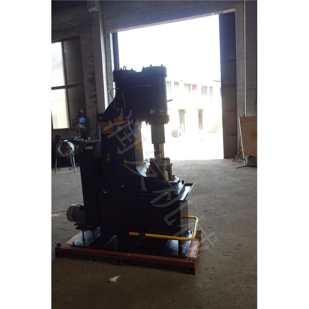 滕州润发25公斤空气锤空气锤厂锻打农具连体电锤气锤