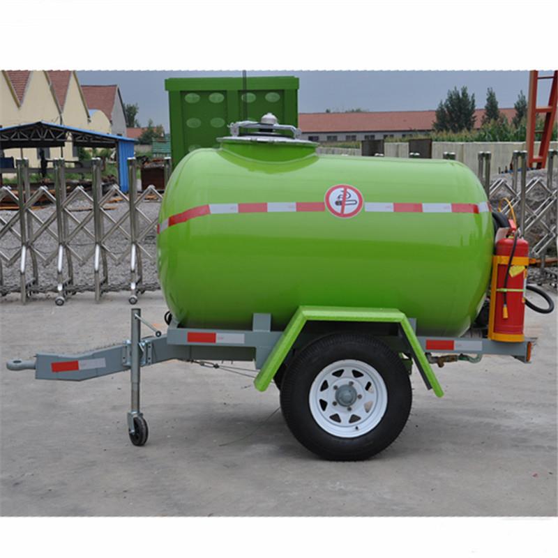 1吨油罐拖车油罐拖车水罐拖车工具车园林洒水罐车