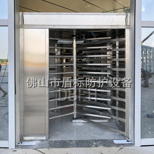 候车厅旅客出口单向门车站机场全高封闭式不锈钢自动单项轿厢AB门