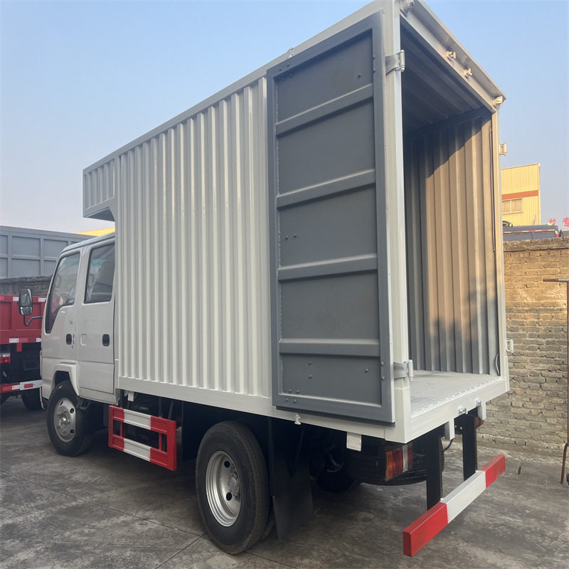 ISUZU双排厢式货车五十铃保鲜冷藏车庆铃五十铃随车起重运输车