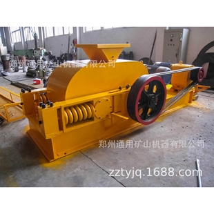 750 2PG 500對(duì)輥破碎機(jī)