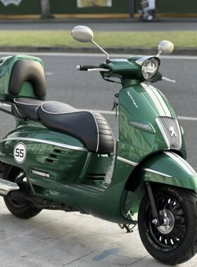 适用于标致姜戈Django150摩托车后尾箱踏板车尾箱复古储物箱尾架