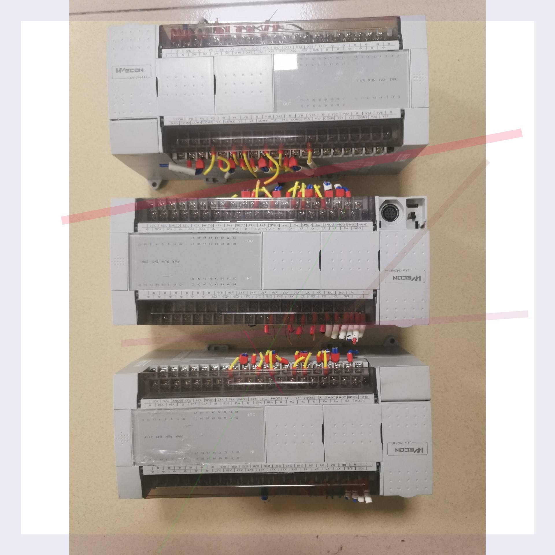 议价PLC 型号LX2V-2424MT-A 有三条 成色很漂