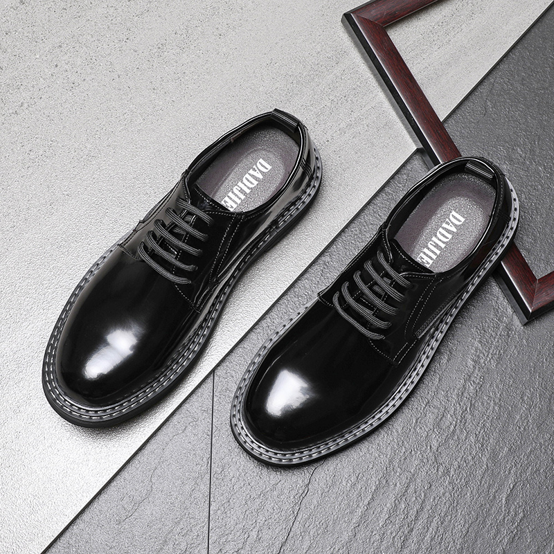男士商务休闲鞋英伦风韩版亮皮圆头正装皮鞋男韩版漆皮青年男鞋子