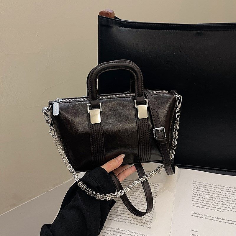 超火小包包女式2024新款复古小众油蜡皮枕头包洋气百搭单肩斜挎包,箱包皮具/热销女包/男包,通用款女包,淘宝优惠券,粉丝福利购,淘宝优惠卷