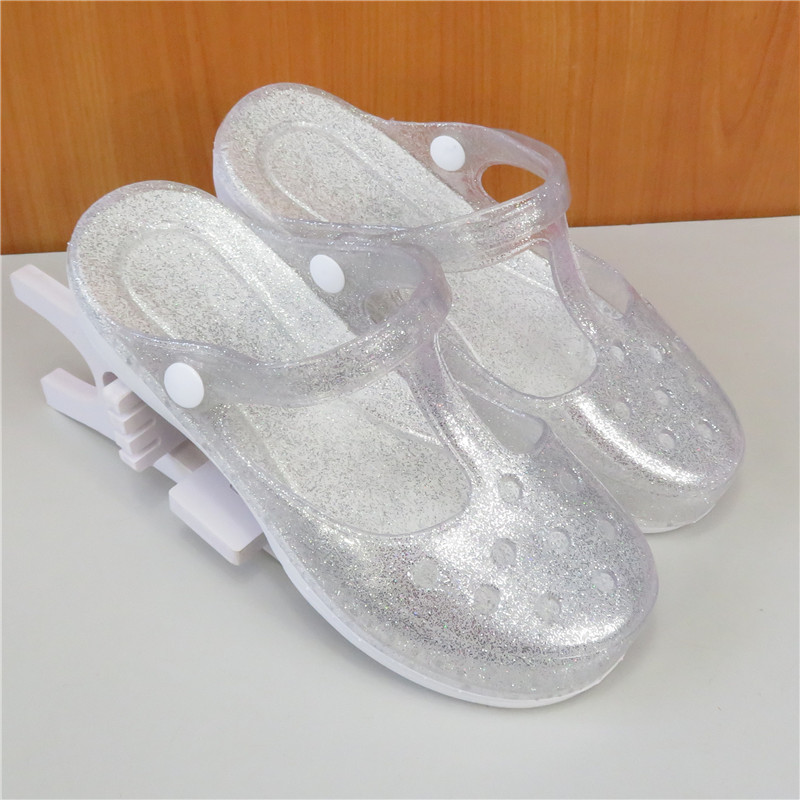 新款凉鞋女纯色日常公主平底水晶鞋夏季果冻柔软T洞洞鞋防滑沙滩