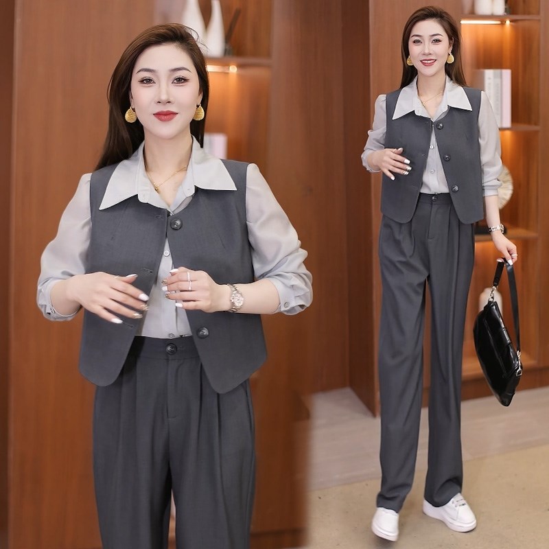 小个子时尚西e装套装女2025春秋新款短款西服马甲衬衣休闲三件套