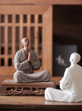 国潮禅意入定打坐小和尚人物陶瓷摆件鱼缸桌面造景茶桌书房装饰品