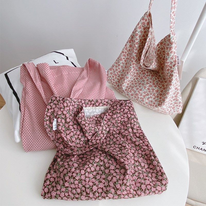 乌梅子酱女孩夏日粉色碎花大布包C 出街旅行百搭休闲单肩包购物袋,箱包皮具/热销女包/男包,通用款女包,淘宝优惠券,粉丝福利购,淘宝优惠卷