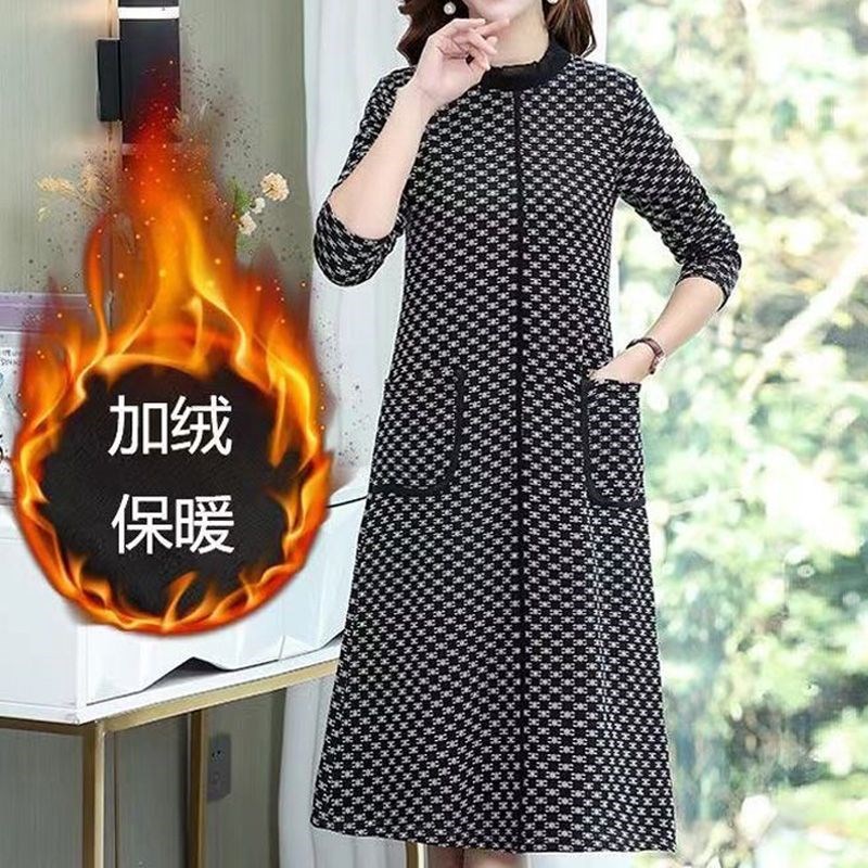 新款秋冬季长袖加绒加厚大码连衣裙女装高档中老年妈妈装长款裙子