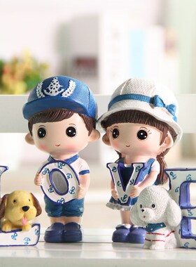 创意隔板书架摆件爱情吊脚娃娃客厅结婚情人节七夕礼物家居装饰品