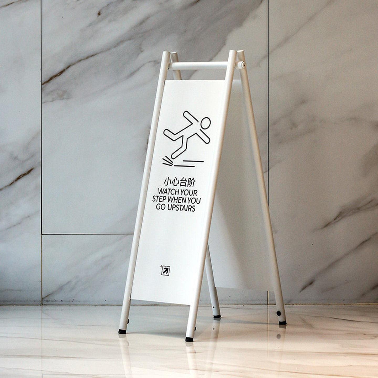 不锈钢禁止停车告示牌小心台阶地滑清洁中安全提示警示折叠牌定制