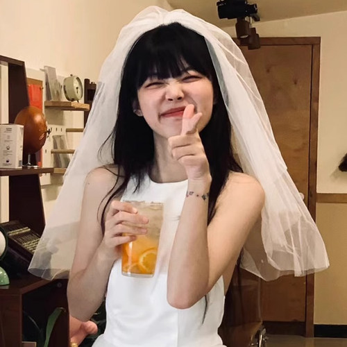 简约复古新娘头纱领证登记小头纱求婚订婚拍照道具超仙蓬蓬纱头饰