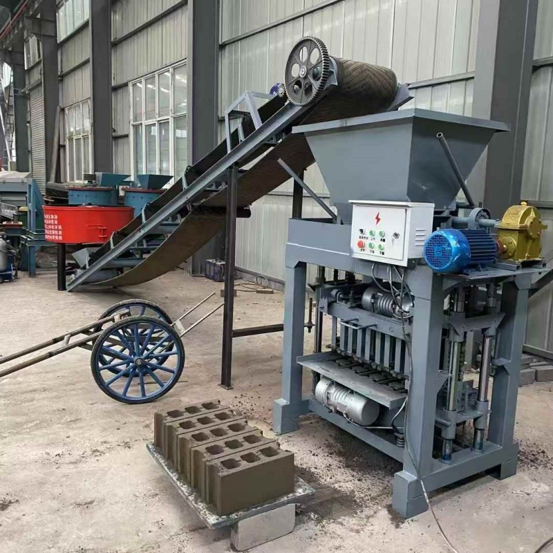 出口标准半自动水泥制砖机 TF40-2 空心砌块砖机设备 光伏钢结构