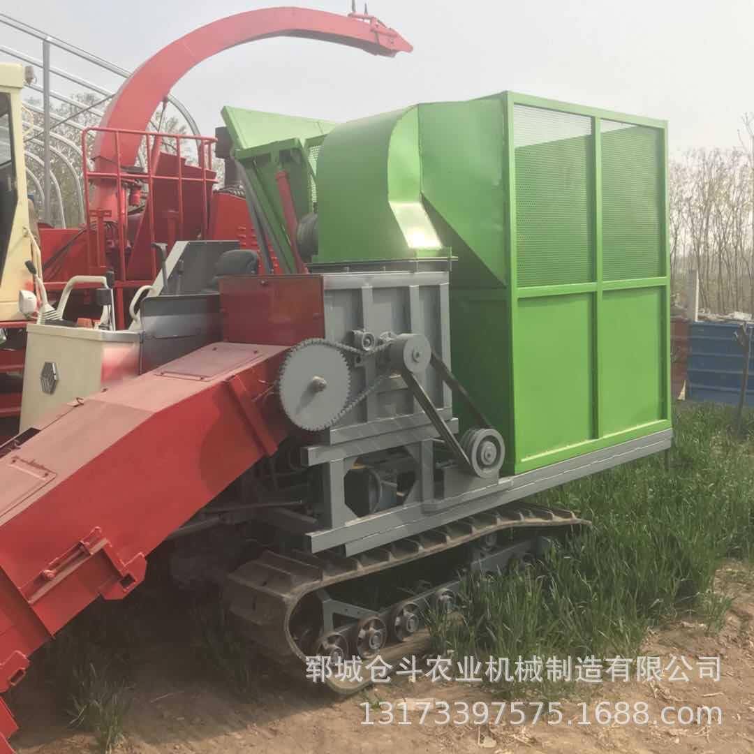 青储粉碎玉米秸秆收割机联合改装履带式转盘青储机