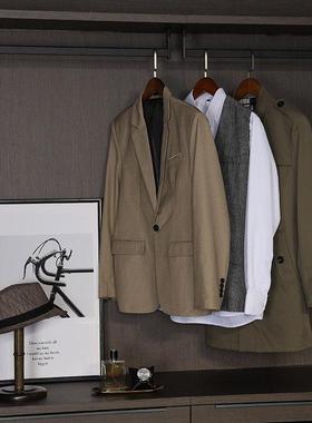 样板房衣帽间服装样板房无障碍豪华软装梳妆台装饰饰品展厅衣柜配