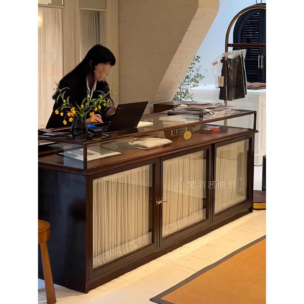 韩国彷古中岛柜收银台吧台服装店陈列柜店铺储物柜饰品玻璃展示柜