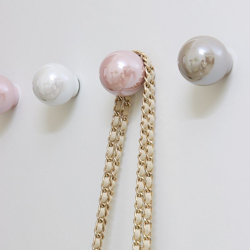 新款轻奢甜美圆球大衣柜外侧面A挂钩高级感衣柜旁挂衣钩粘贴免打