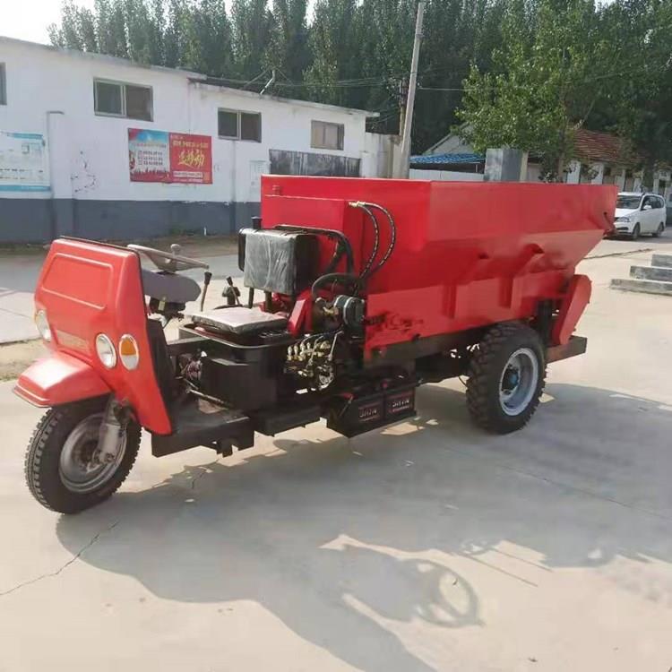 家禽家畜粪便撒粪车柴油三轮撒粪车牛羊马粪便撒粪车全自动撒粪车