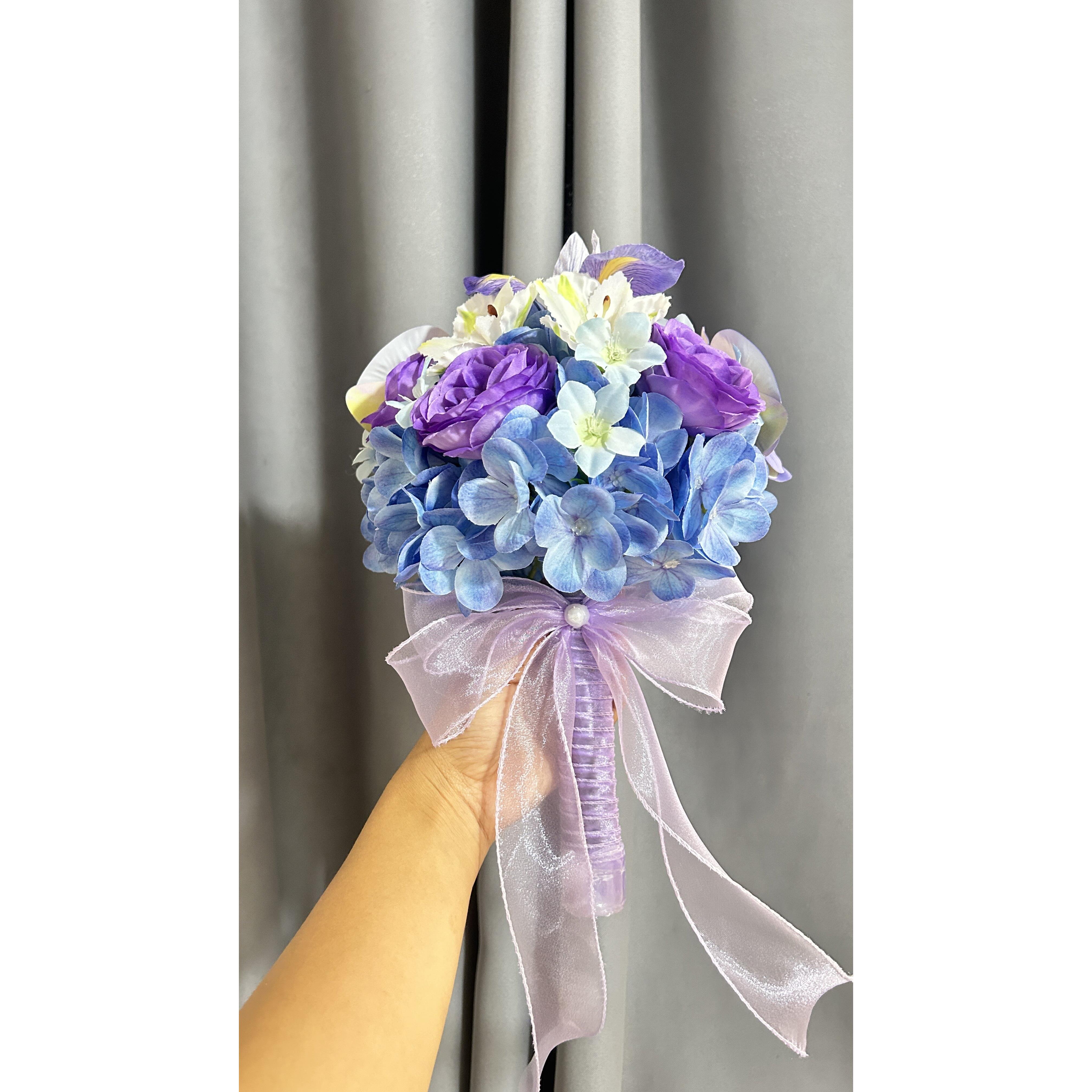 莎头WTT重庆冠军赛彷真手捧花莎头毕业节日创意浪漫礼物彷真花束