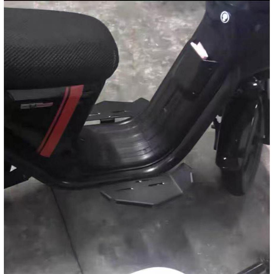 适用适用小牛电动车UQi+/U1C/U1D/U+B改装大脚踏板加宽脚踏前脚架