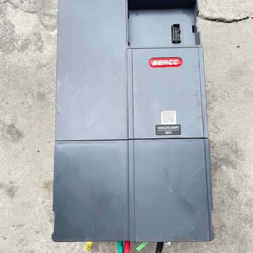 本川变频器，B300-S0150G3，380V-15/18.议价