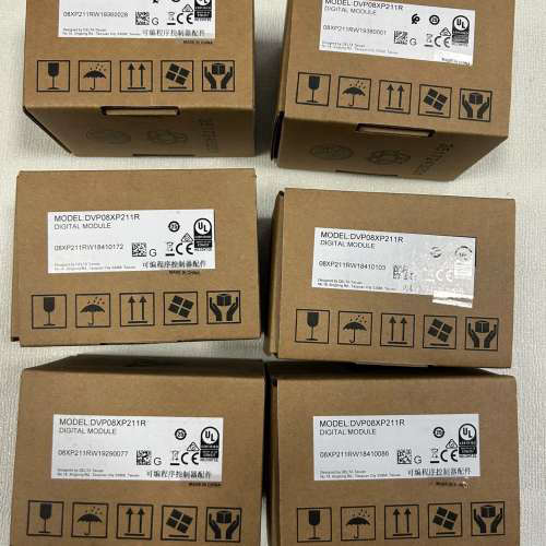 台达PLC DVP08XP211R数字模块，议价