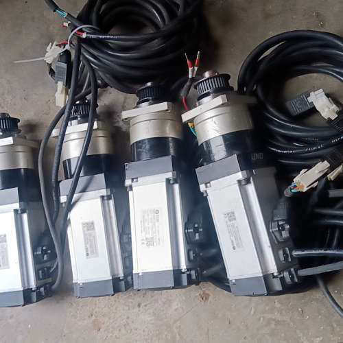 雷赛ACM1S-06004H2E1-M17S伺服电机，拆机四议价