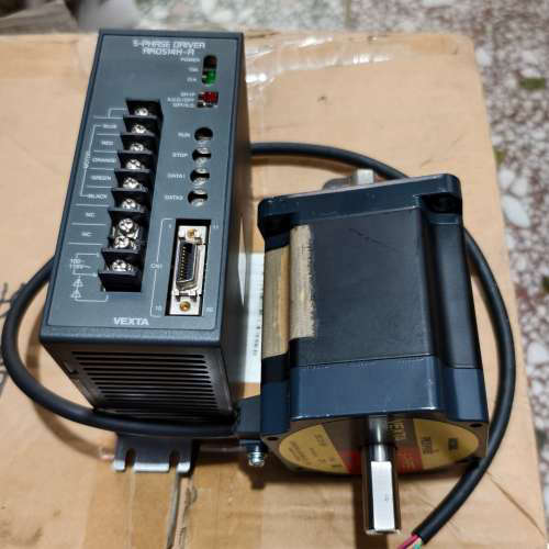 日本东方步进驱动器,RKD514L-A，电机PK599BE，议价